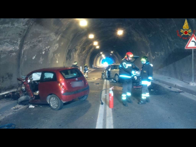 Incidente Sulla Salerno-Reggio Calabria, Morto Un Bambino - Anteprima24.it