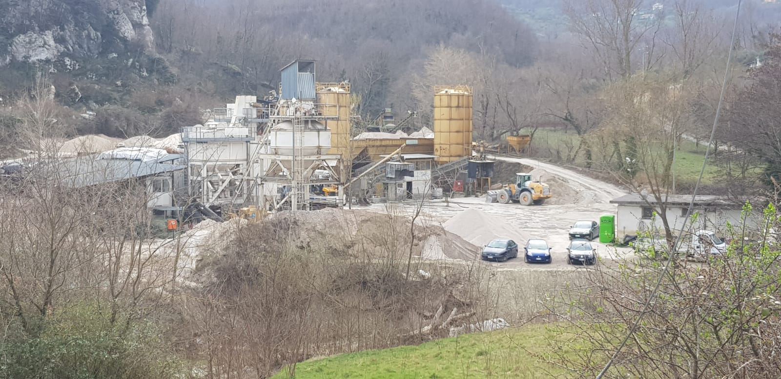 Incidente Sul Lavoro Enne Cade Da Una Scala Non In Pericolo Di Vita