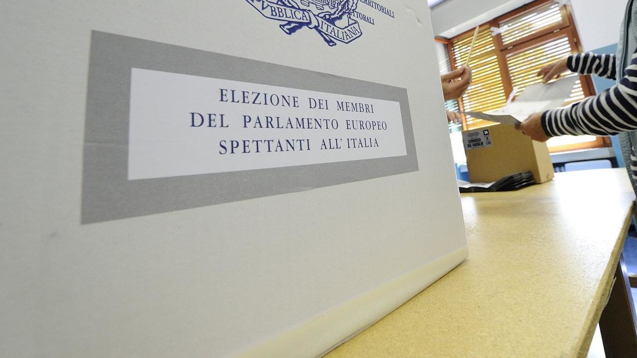 Campania vota 