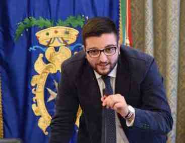 De Luca mette le mani sui Giovani Dem, nominato il nuovo presidente regionale