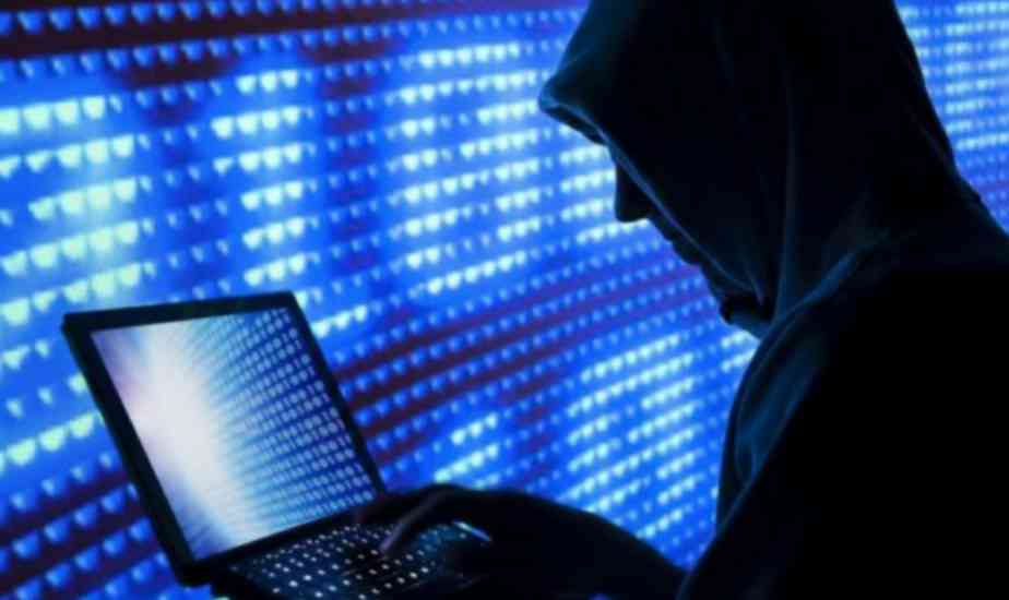 Hacker arrestato 