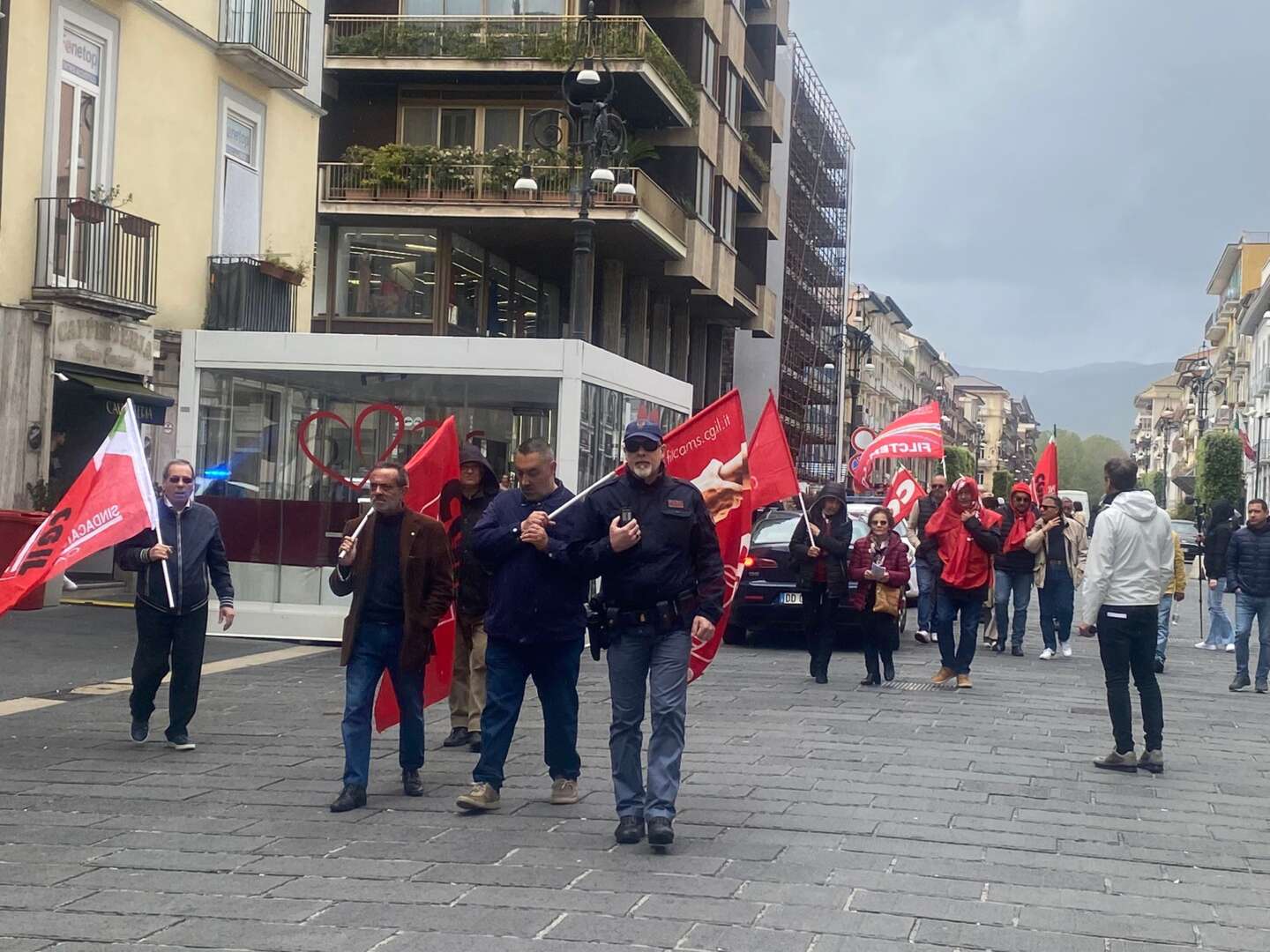 Cgil torna 