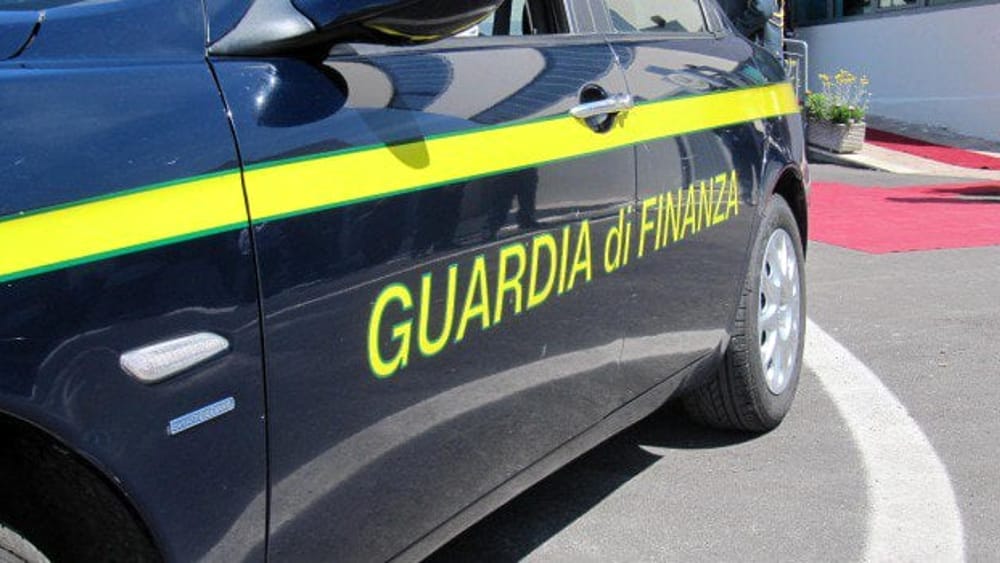 GdF Treviso, truffe ai danni di società di leasing: l’operazione tocca la Campania