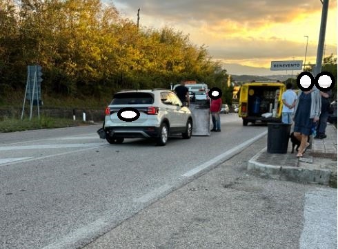 Benevento, scontro tra due auto a Capodimonte