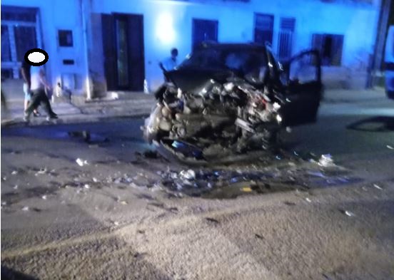 FOTO/ Incidente in Valle Telesina: frontale tra due auto, feriti i conducenti