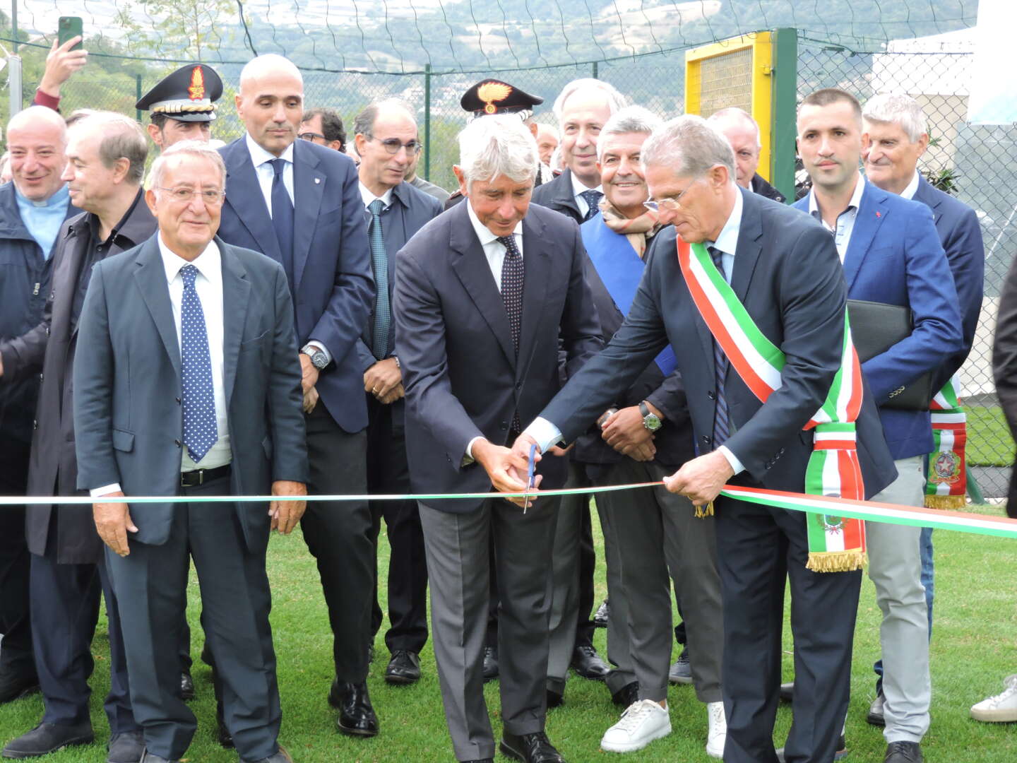 VIDEO/ Dopo 50 anni di attesa San Giorgio la Molara ha il suo nuovo impianto sportivo polivalente