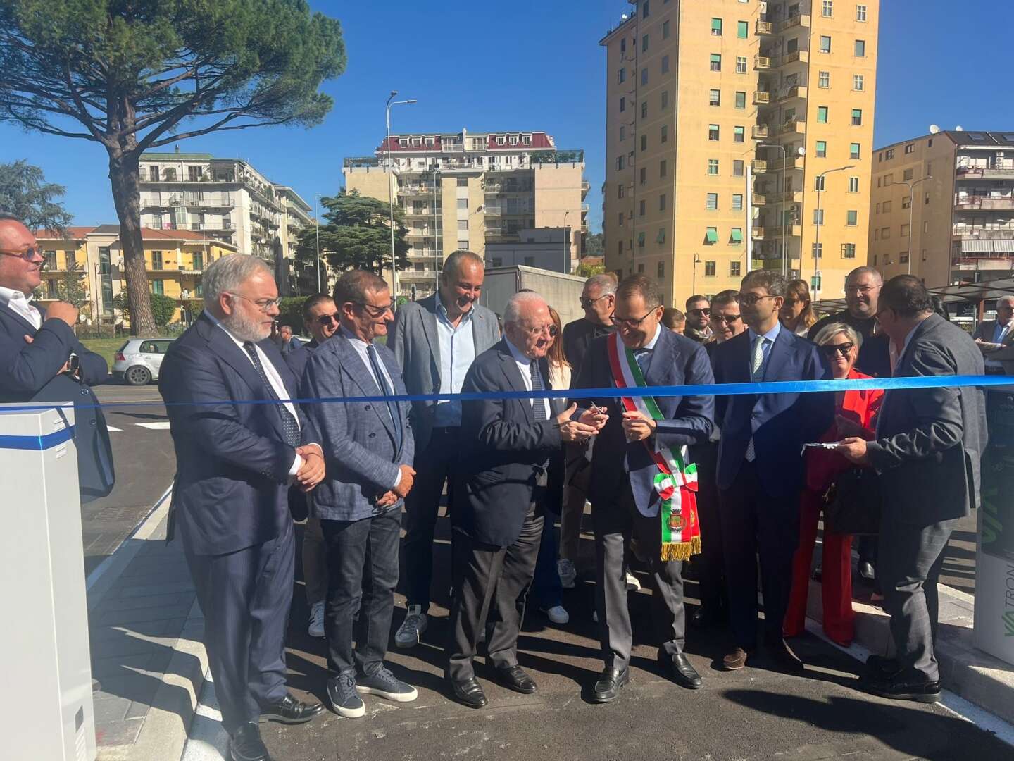 Nocera Inferiore, il Governatore della Regione De Luca inaugura nuova rotatoria