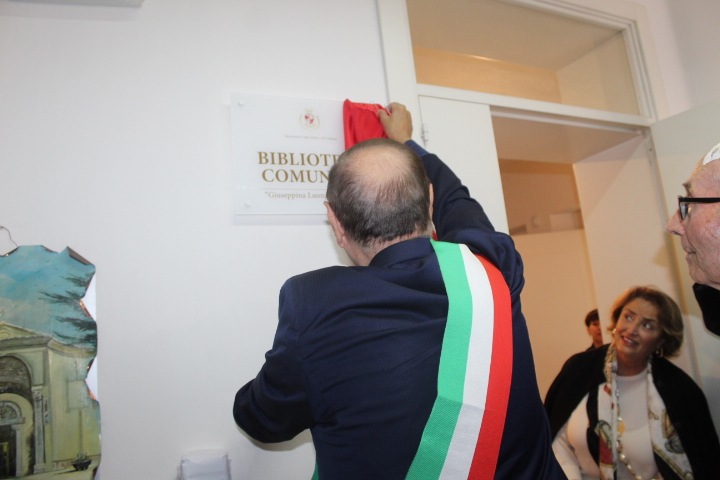 FOTO/ Biblioteca ‘Giuseppina Luongo Bartolini’: un centro d’attrazione come polo bibliotecario