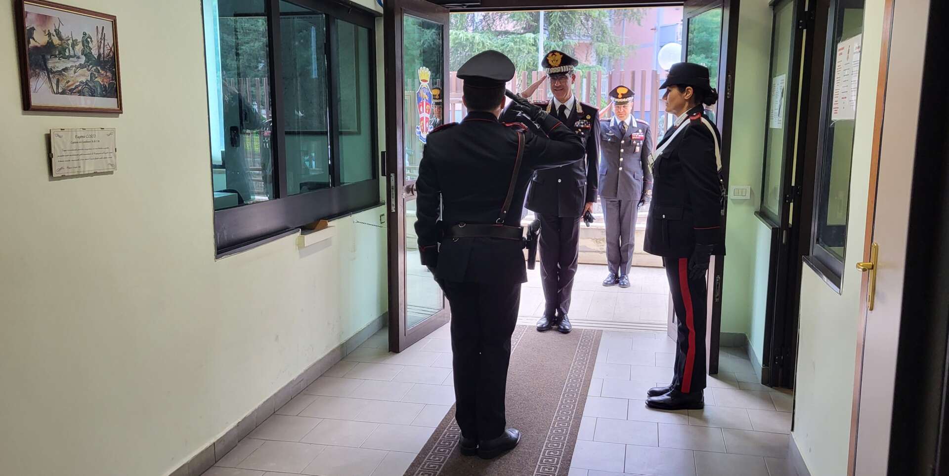 Il Generale di Corpo d’Armata Minicucci visita la Stazione Carabinieri di Atripalda