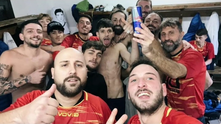 Calcio a 5/ Tripletta di De Franco e prima vittoria in C2 per la De Vita Soccer