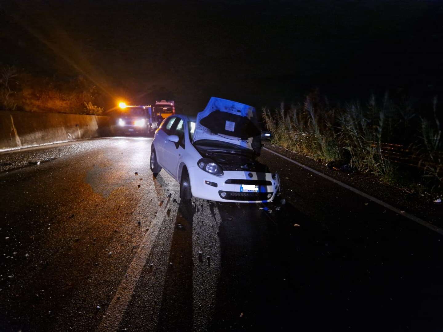 Scontro frontale sulla Fortorina: un 24enne in codice rosso