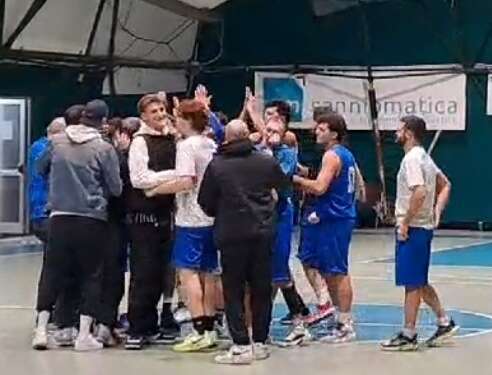 Basket, la Meomartini vince contro Ottaviano. Domani match a Solofra