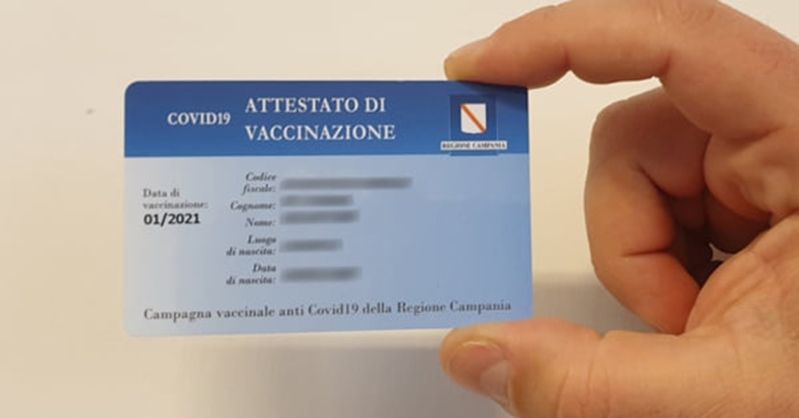 Corte Conti, De Luca condannato come attuatore dell’acquisto di “inutili card vaccinali”: annuncia ricorso