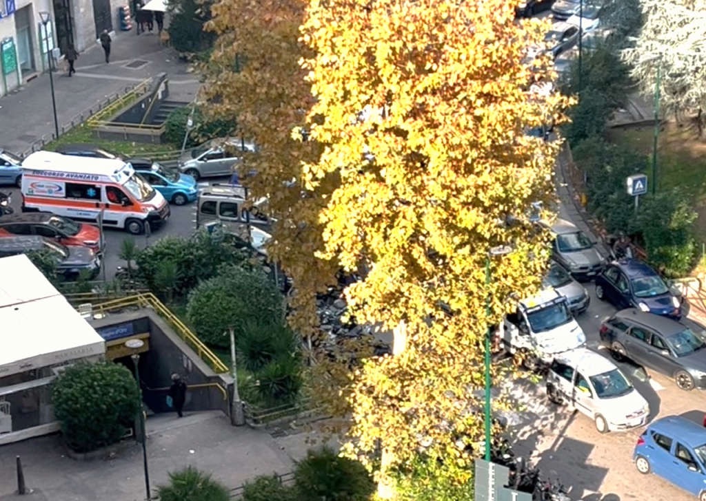 Caos traffico nell’area collinare: “Occorre riaprire Piazza degli Artisti!”