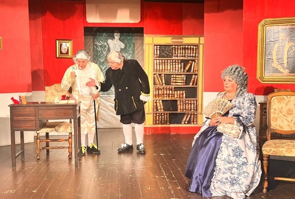 Al Teatro Arbostella, appuntamento natalizio nel segno di Goldoni: in scena il brillante testo “La famiglia dell’antiquario”