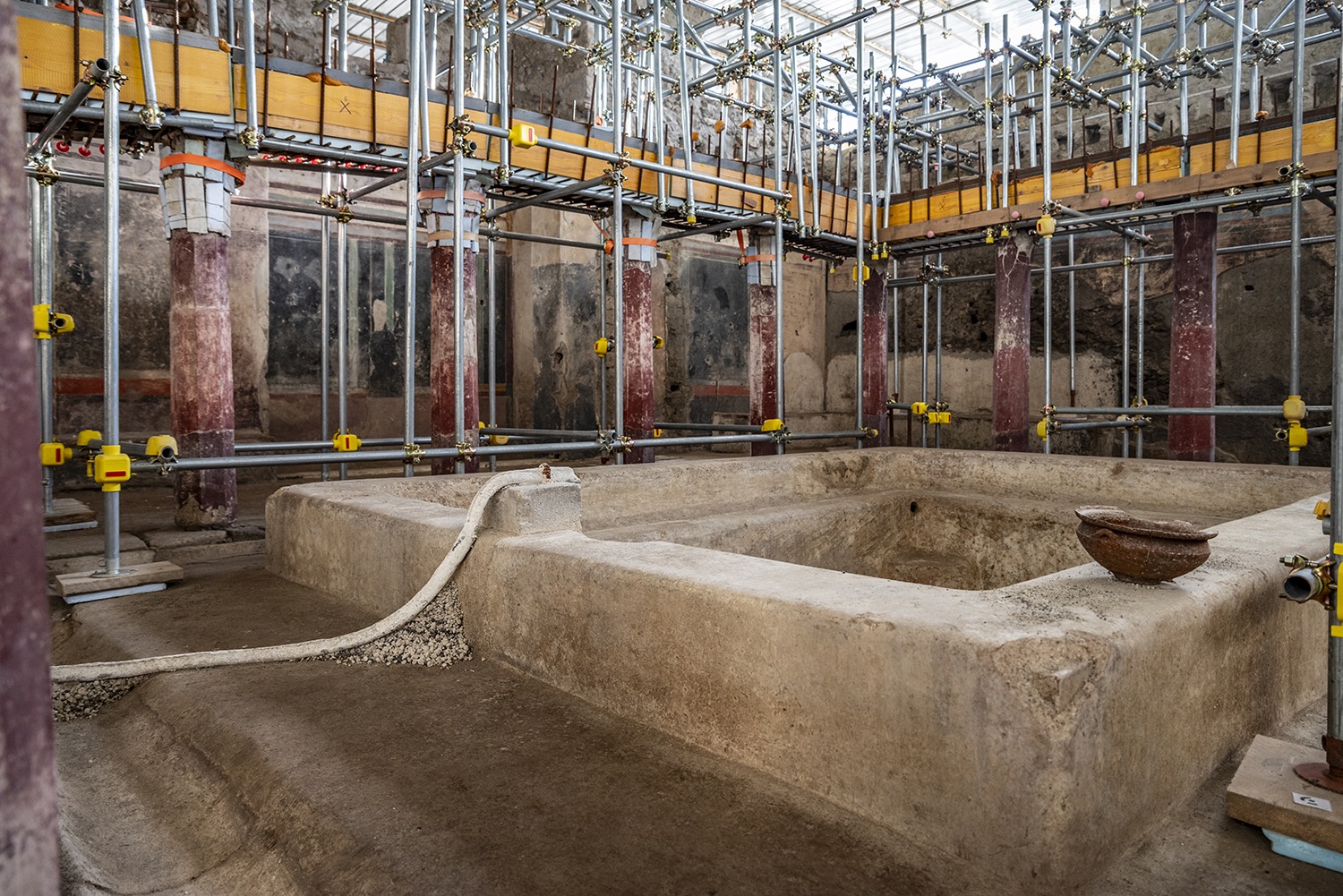 FOTO/ Scavi a Pompei, emerge un grande complesso termale