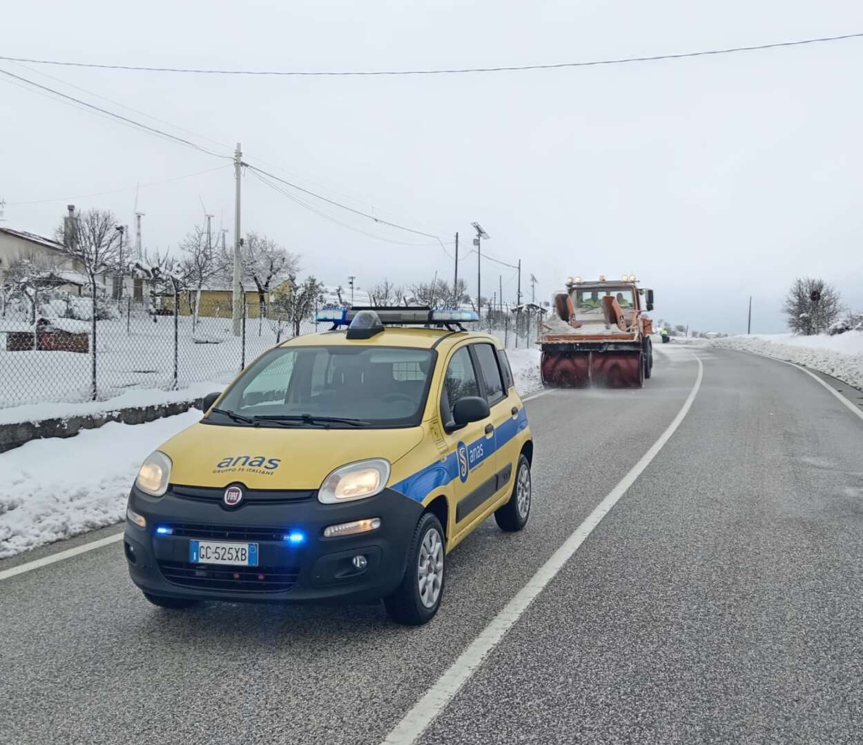 Dall’Appia, all’Ofantina al Formicoso i mezzi Anas anti neve