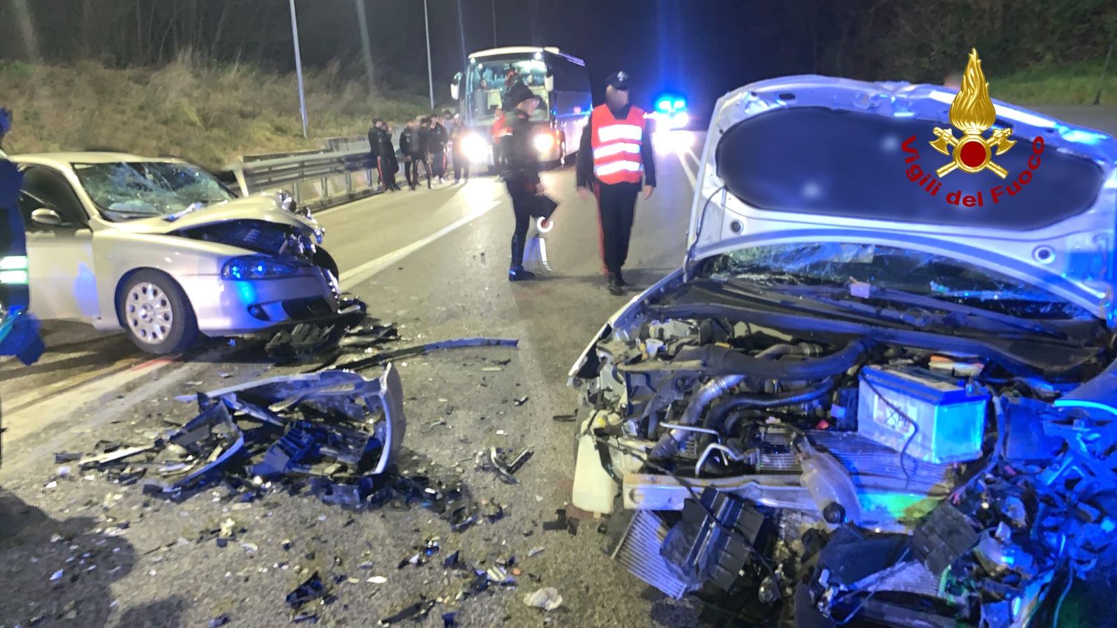 Grave incidente lungo l’Ofantina, quattro persone in ospedale