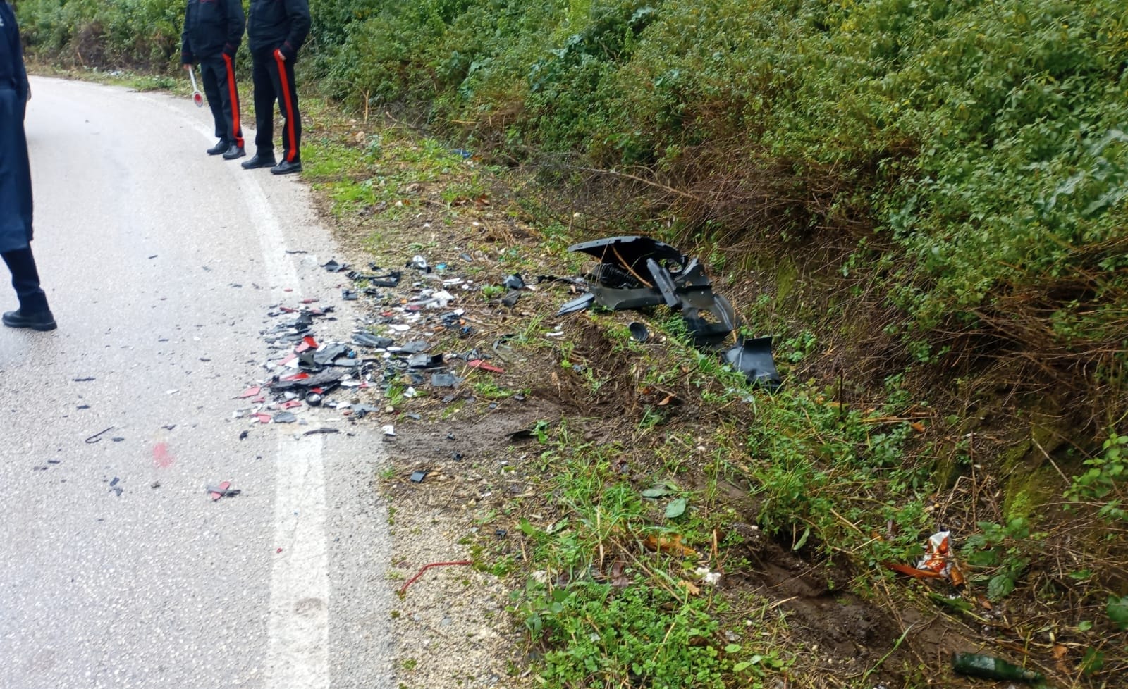 Frontale tra due autovetture sulla SP81: i conducenti finiscono in ospedale