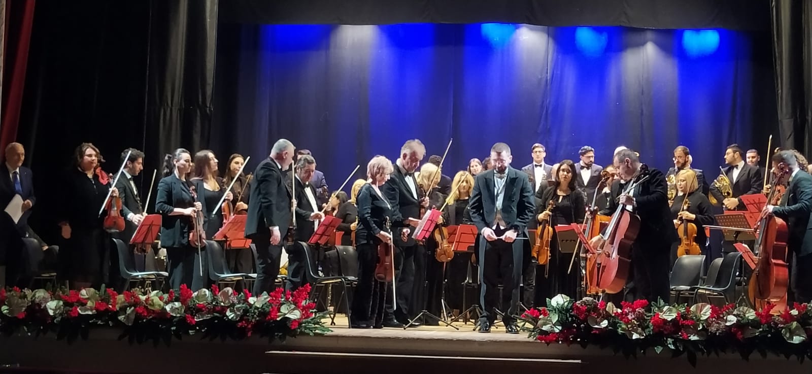 FOTO/ Grande successo e doppio sold out per il concerto di Capodanno diretto dal maestro Veaceslav Quadrini