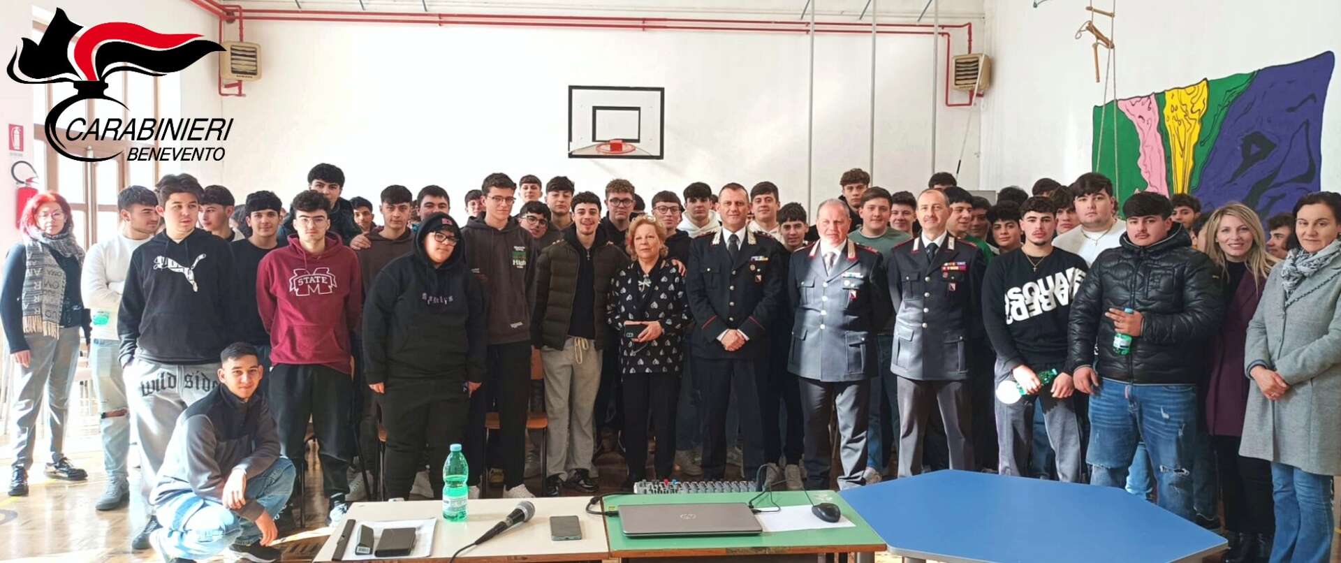 Carabinieri all’Istituto “Leonardo Bianchi” per diffondere la cultura della legalità