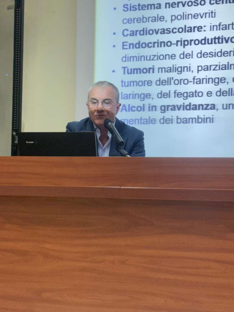 Liceo ‘Giannone’, l’oncologo Morabito insegna le buone pratiche per stili di vita corretti