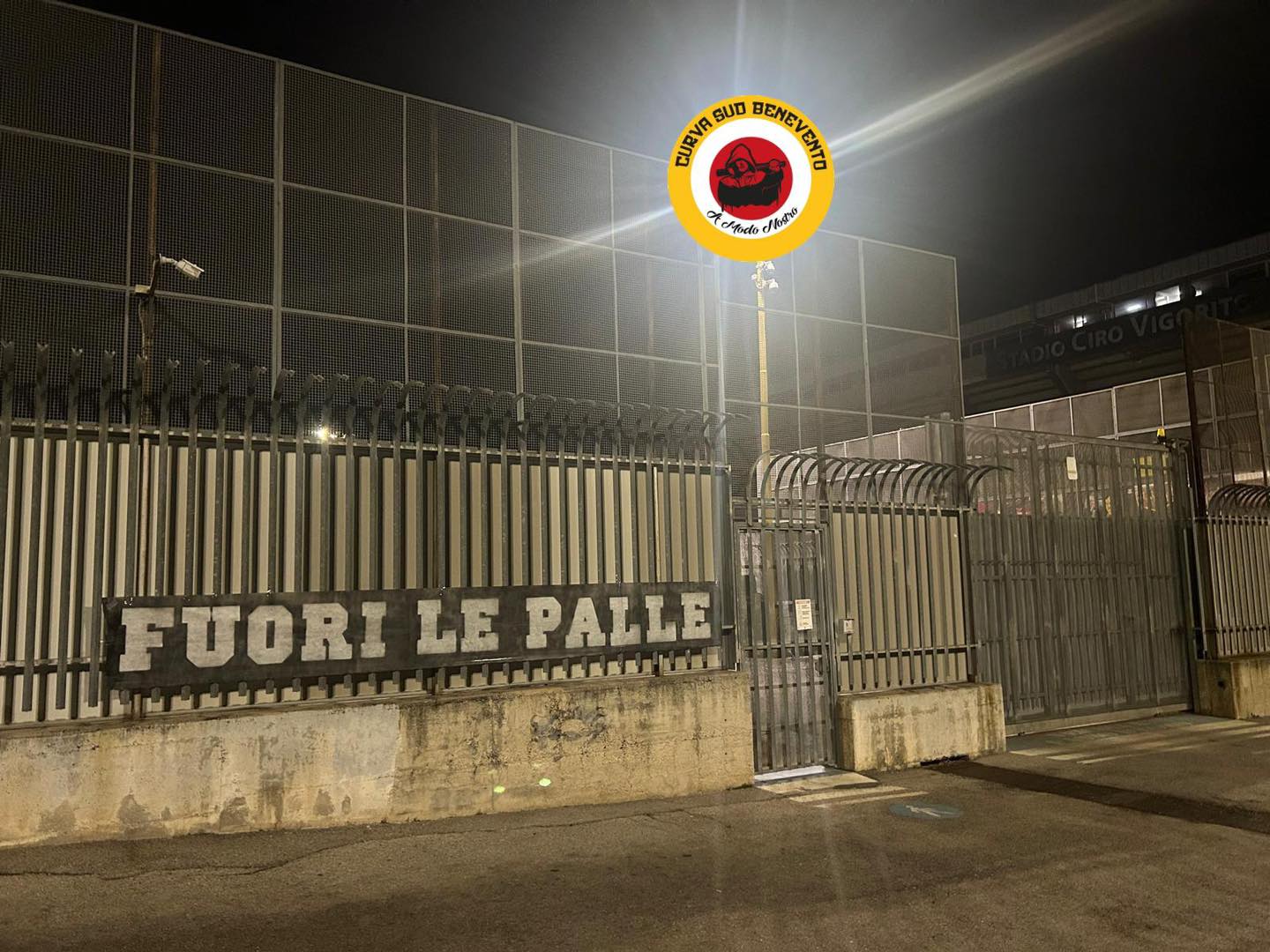 Benevento, il messaggio della Curva Sud: “Rispetto per i tifosi e la città”