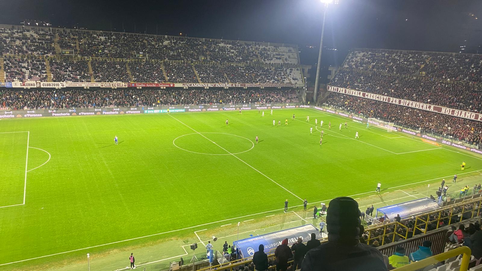 Salernitana, non ti vuoi salvare? Pareggio inutile col Frosinone