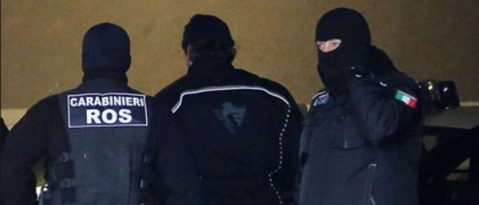 Scambio elettorale politico mafioso, duro colpo al clan Mallardo: 25 arresti e sequestri