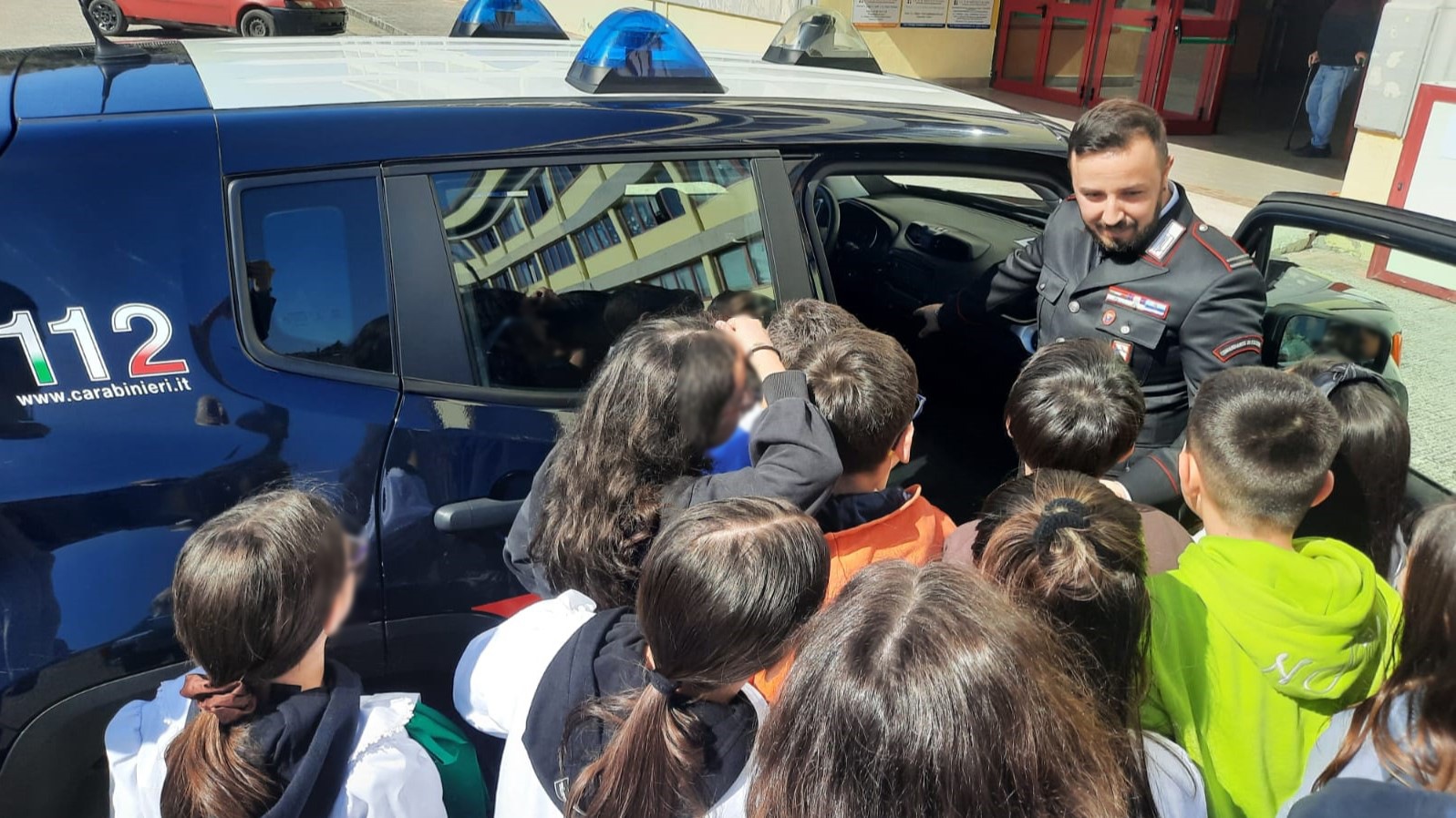 FOTO/ Bambini, studenti e anziani: la campagna dei Carabinieri