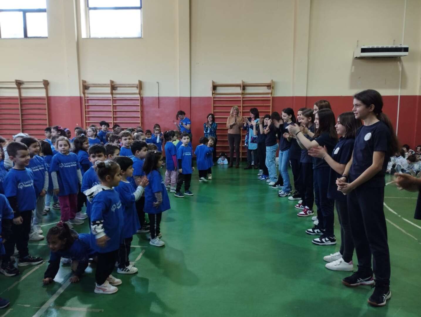 La scuola ‘San Filippo’ celebra le Olimpiadi Invernali: giornata di sport e inclusione