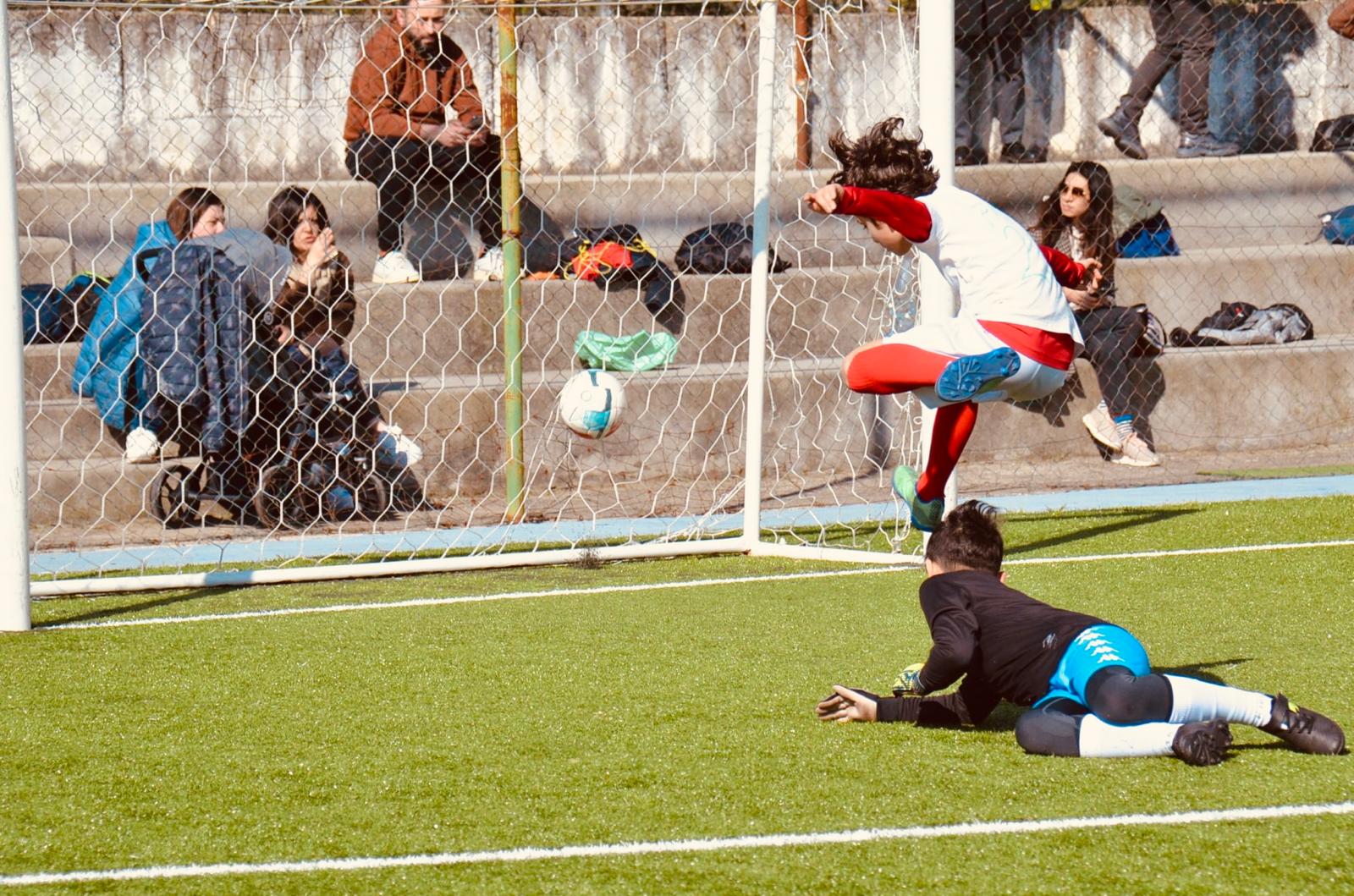 FOTO/ ‘A Carnevale ogni gol… vale’, Foglianise si colora dell’entusiasmo dei giovani